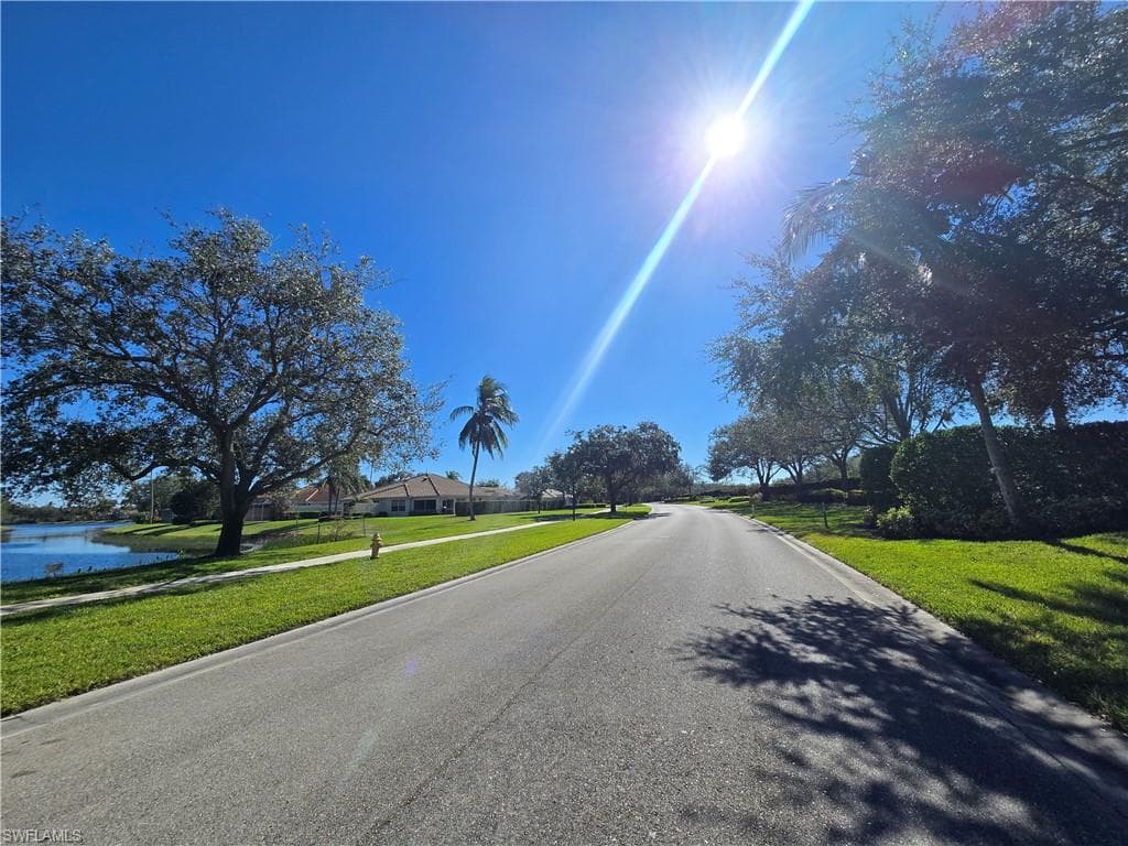 4824 Lasqueti Way, Naples, FL 34119-28