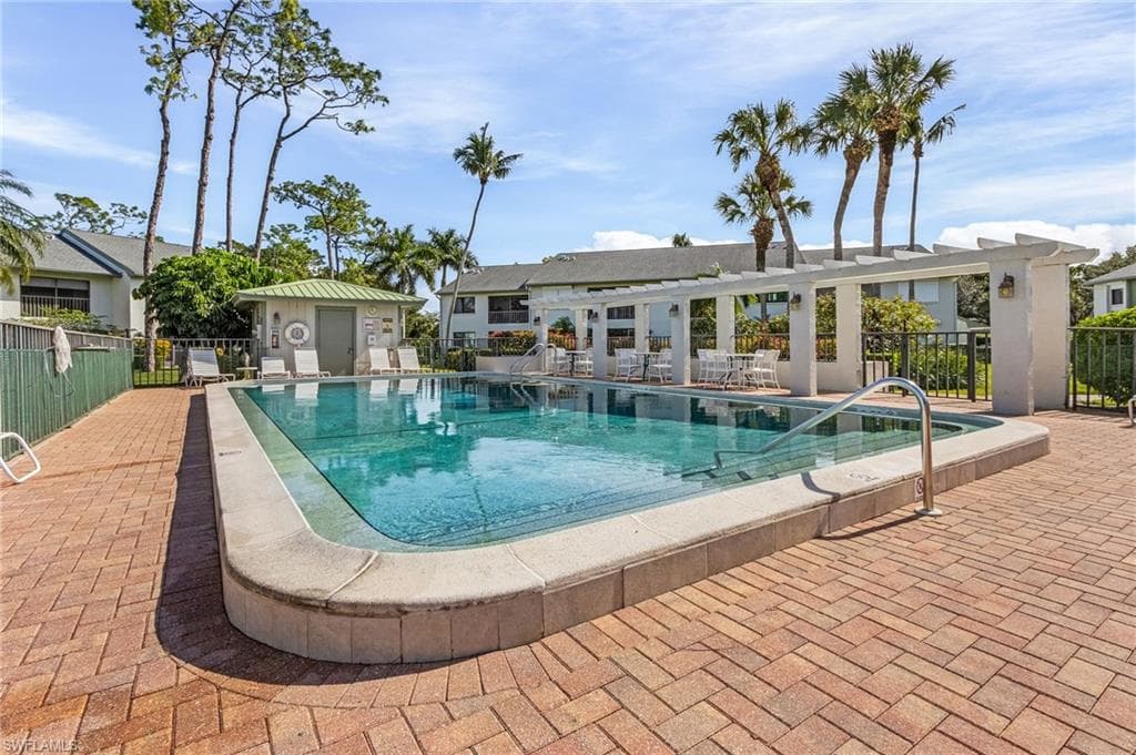 2984 Kings Lake Blvd 2984, Naples, FL 34112-20