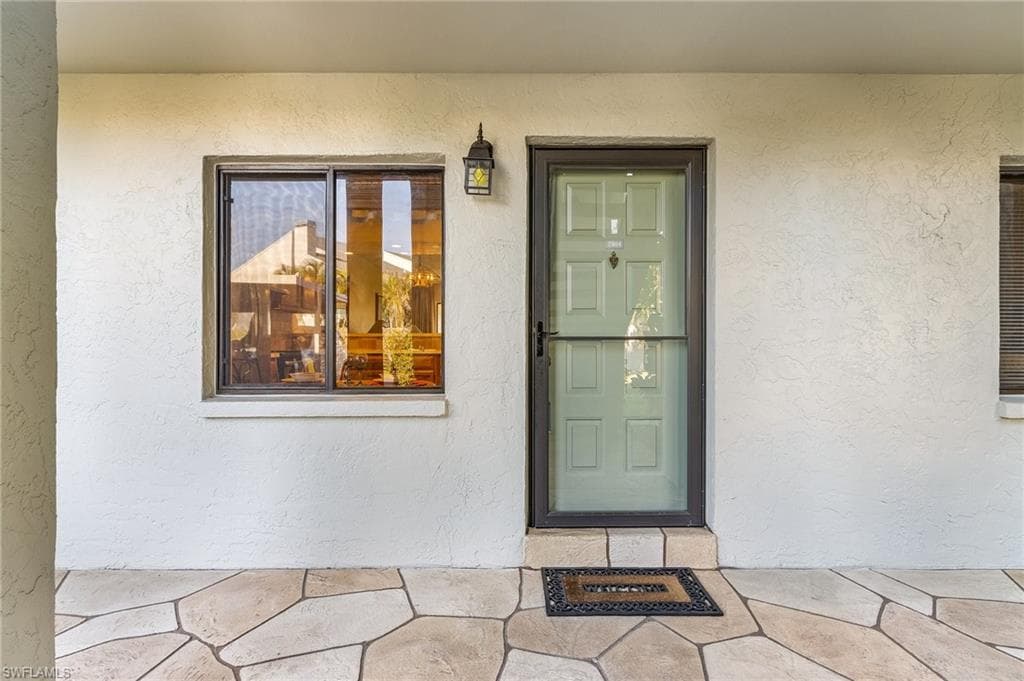 2984 Kings Lake Blvd 2984, Naples, FL 34112-36
