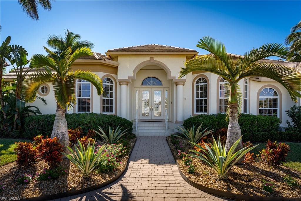 1649 Mcilvaine Ct, Marco Island, FL 34145-1