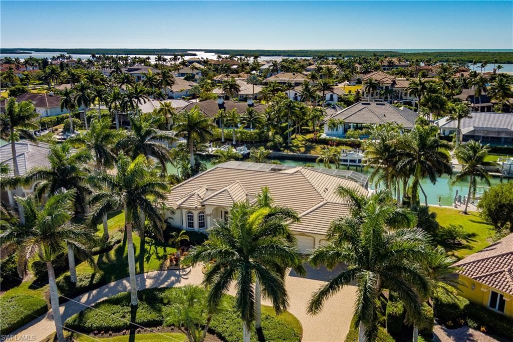 1649 Mcilvaine Ct, Marco Island, FL 34145-41