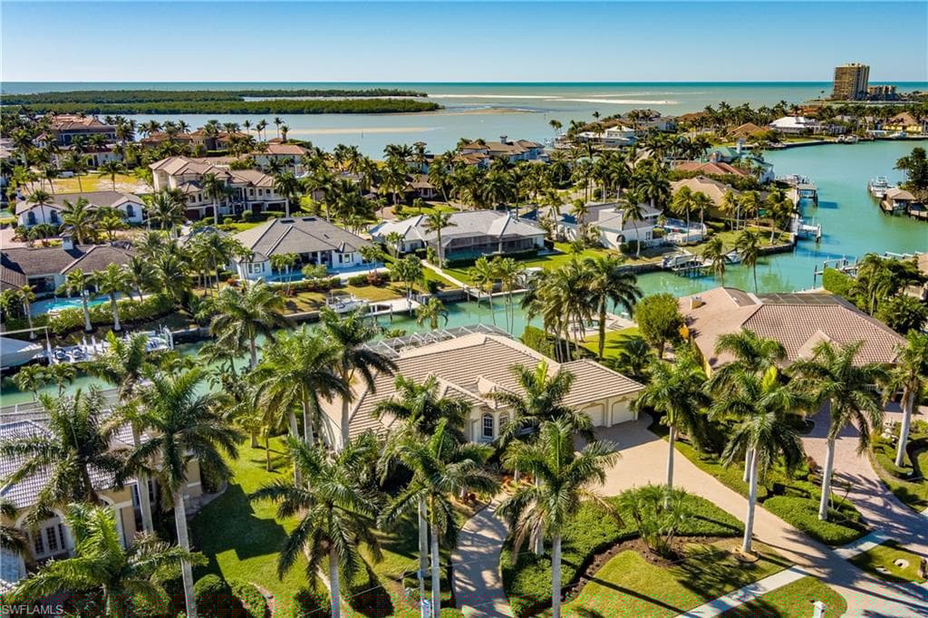 1649 Mcilvaine Ct, Marco Island, FL 34145-45