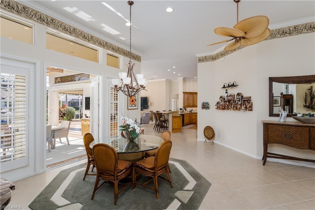 1649 Mcilvaine Ct, Marco Island, FL 34145-8