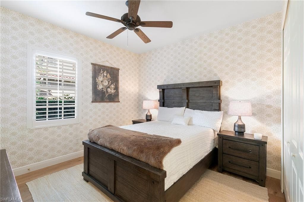 6519 Crown Colony Pl 2-102, Naples, FL 34108-25