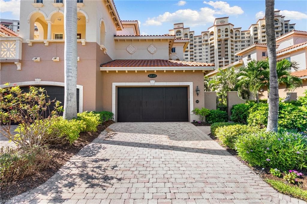 6519 Crown Colony Pl 2-102, Naples, FL 34108-38