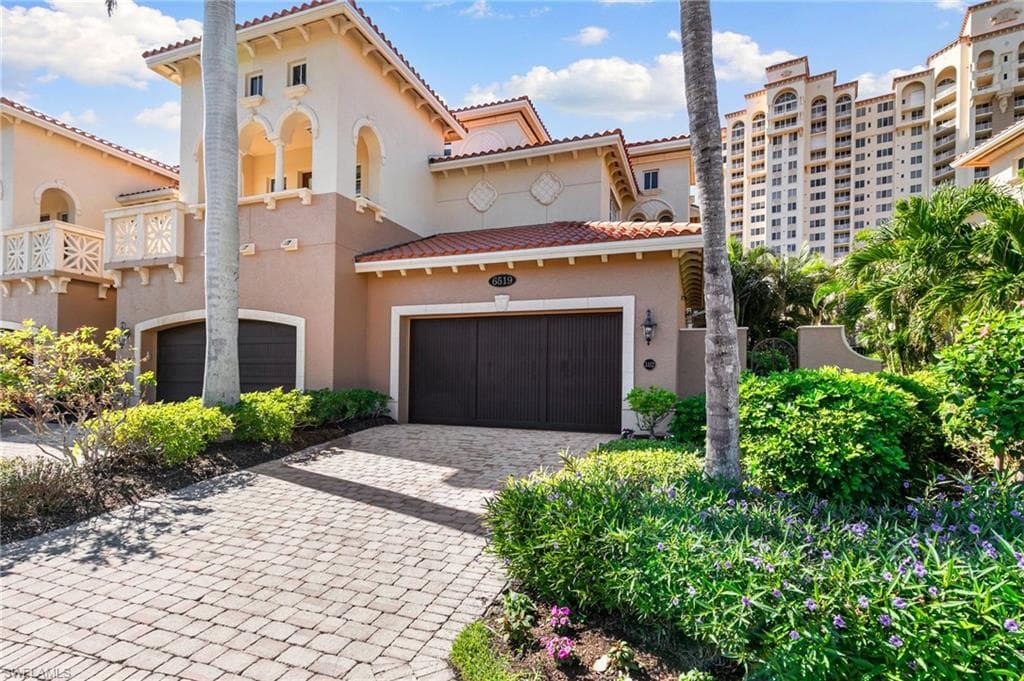 6519 Crown Colony Pl 2-102, Naples, FL 34108-40
