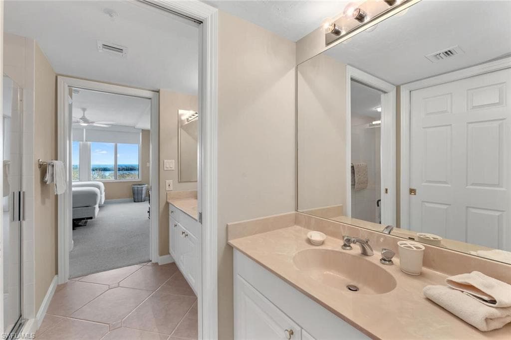 6849 Grenadier Blvd 505, Naples, FL 34108-18
