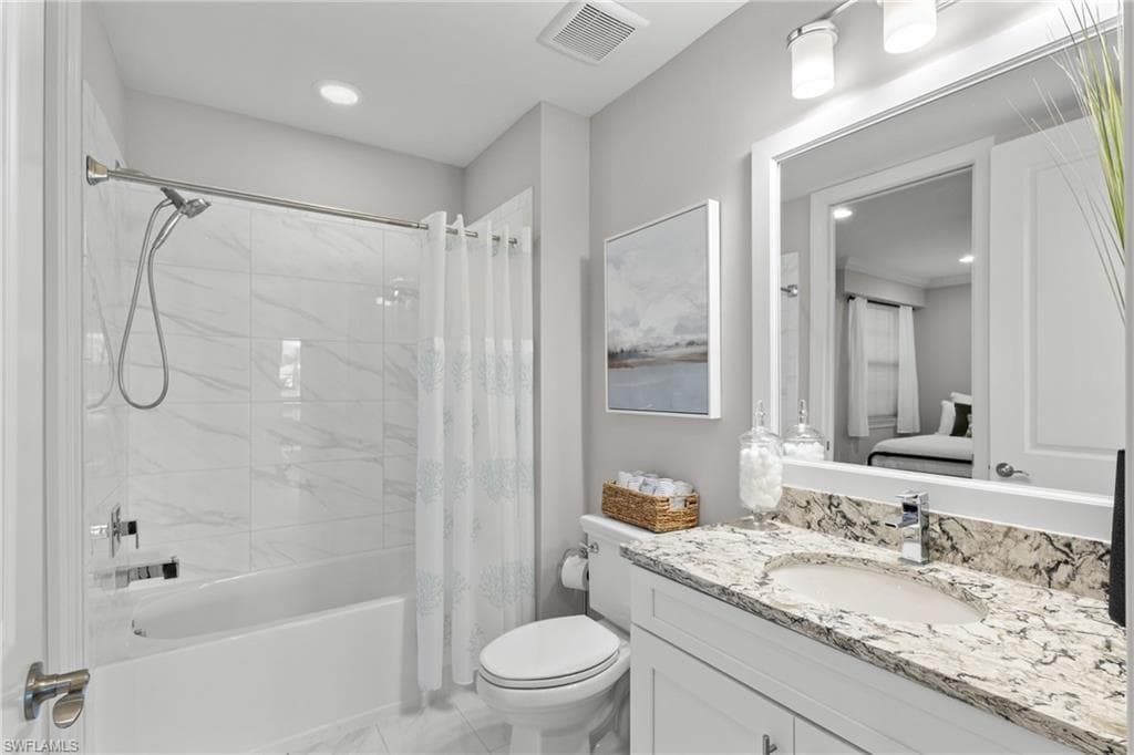 9657 Montelanico Loop 103, Naples, FL 34119-24