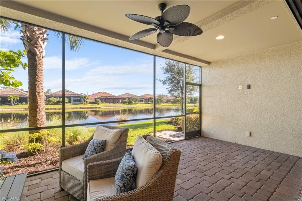 9657 Montelanico Loop 103, Naples, FL 34119-28