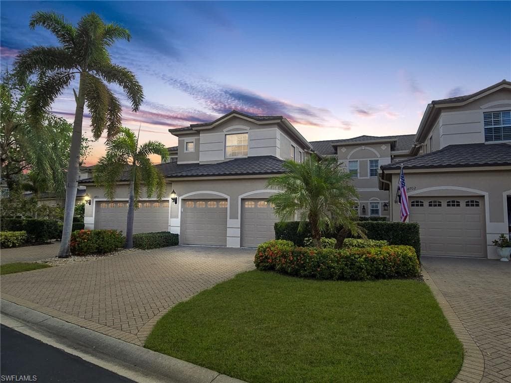 785 Regency Reserve Cir 4701, Naples, FL 34119-3