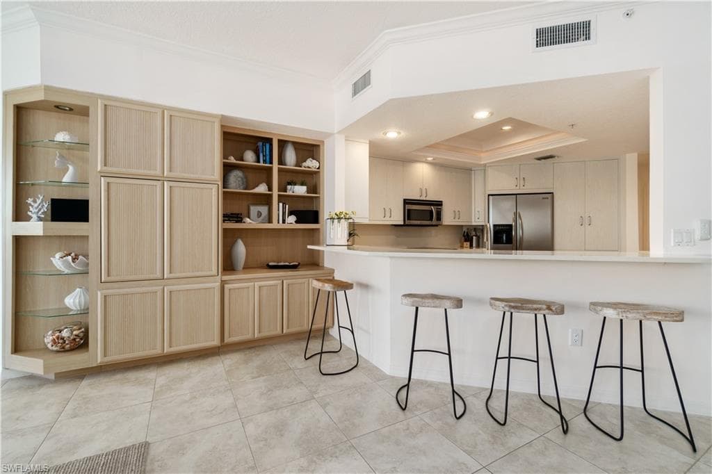 260 Barefoot Beach Blvd 202, Bonita Springs, FL 34134-9