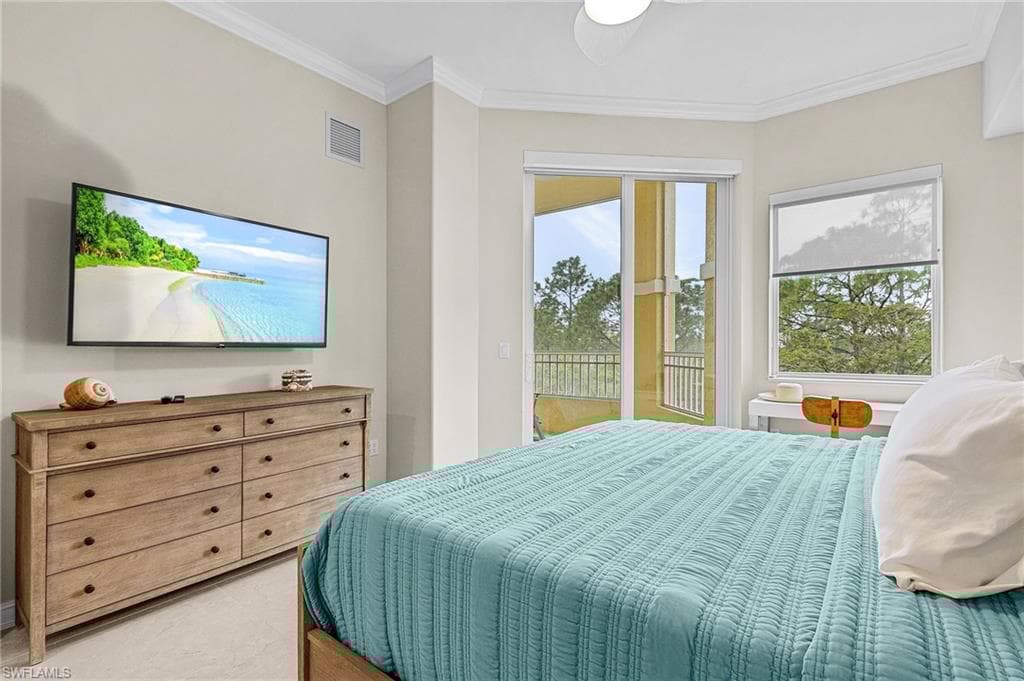 2728 Tiburon Blvd E A-403, Naples, FL 34109-18