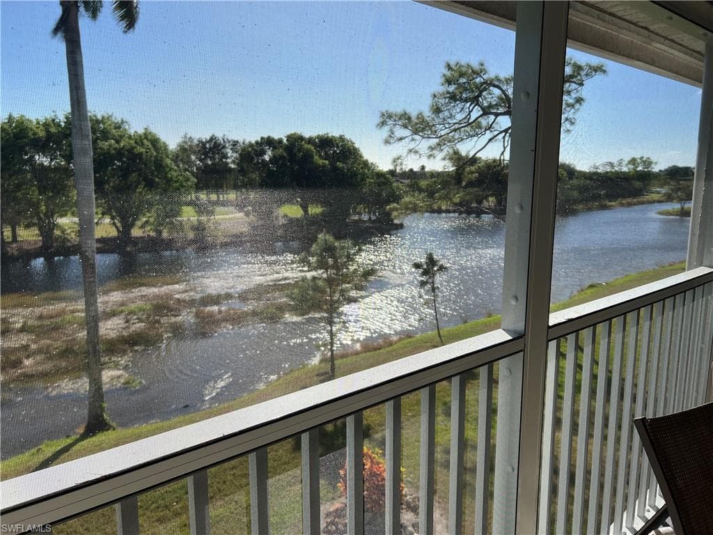 5515 Rattlesnake Hamm Rd 301, Naples, FL 34113-4
