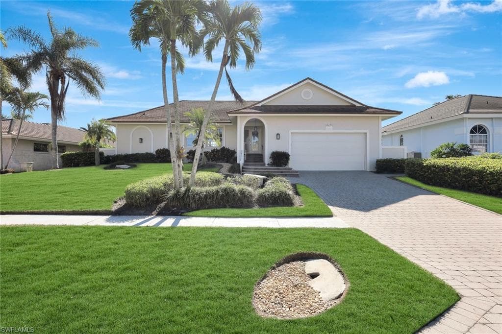 1101 Cara Ct, Marco Island, FL 34145-2