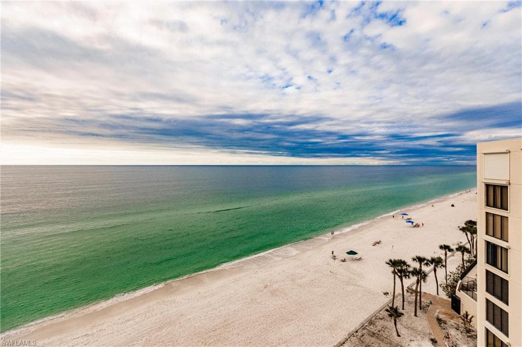 3115 Gulf Shore Blvd N 806s, Naples, FL 34103-18