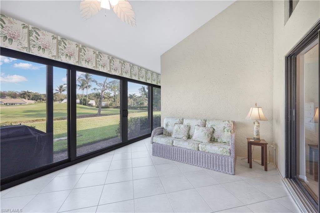 205 Deerwood Cir 103, Naples, FL 34113-13