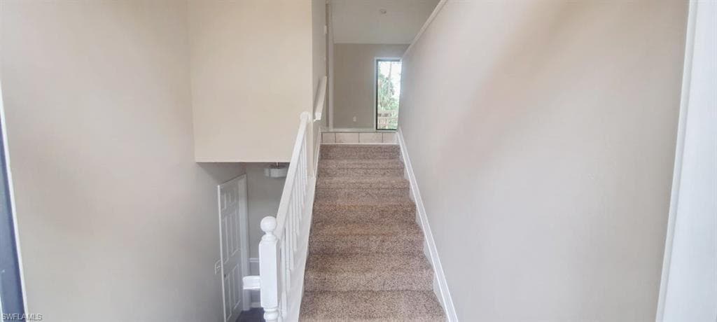 880 Wilson Blvd N, Naples, FL 34120-10
