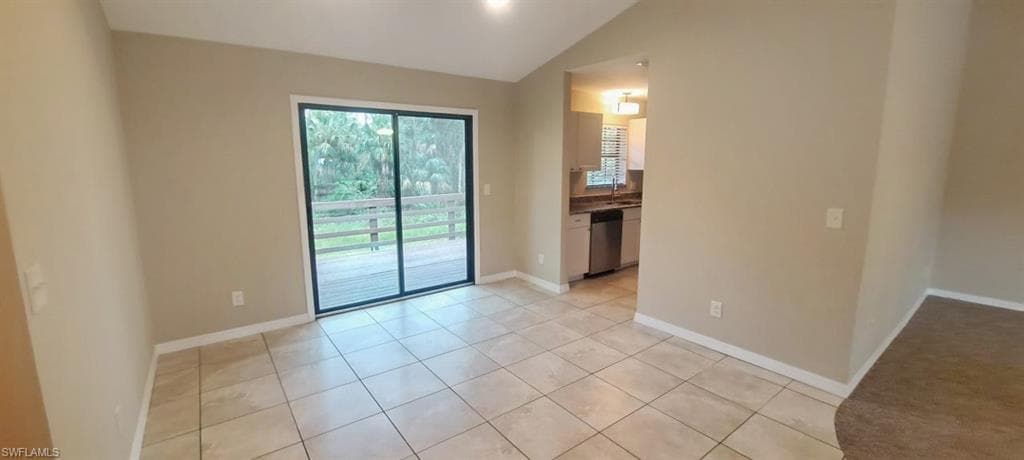 880 Wilson Blvd N, Naples, FL 34120-12