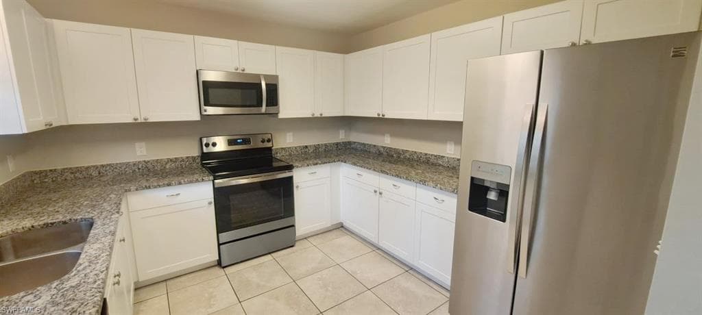 880 Wilson Blvd N, Naples, FL 34120-14
