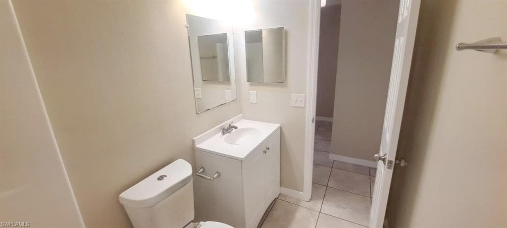 880 Wilson Blvd N, Naples, FL 34120-28