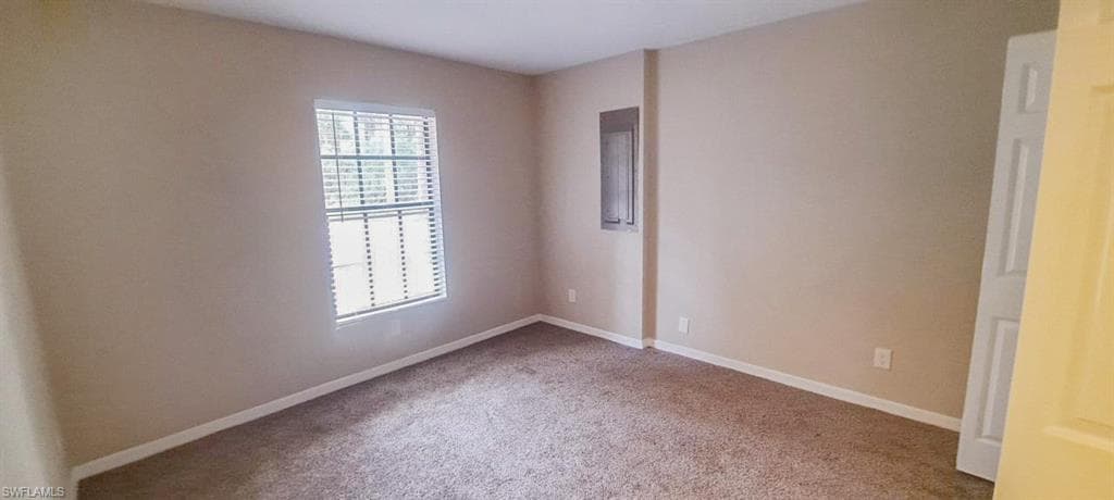 880 Wilson Blvd N, Naples, FL 34120-41