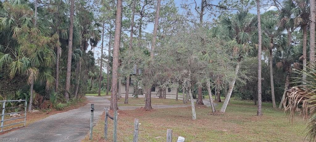 880 Wilson Blvd N, Naples, FL 34120-4