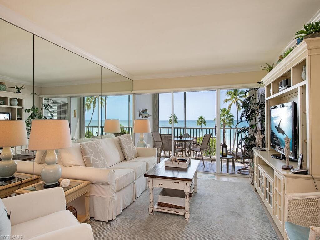 3443 Gulf Shore Blvd N 309, Naples, FL 34103-3