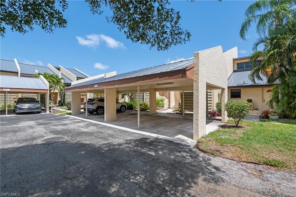 8765 Lateen Ln 203, Fort Myers, FL 33919-19