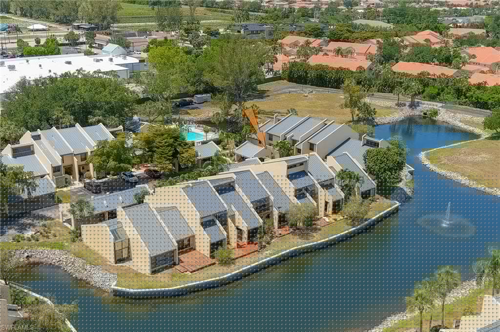 8765 Lateen Ln 203, Fort Myers, FL 33919-27
