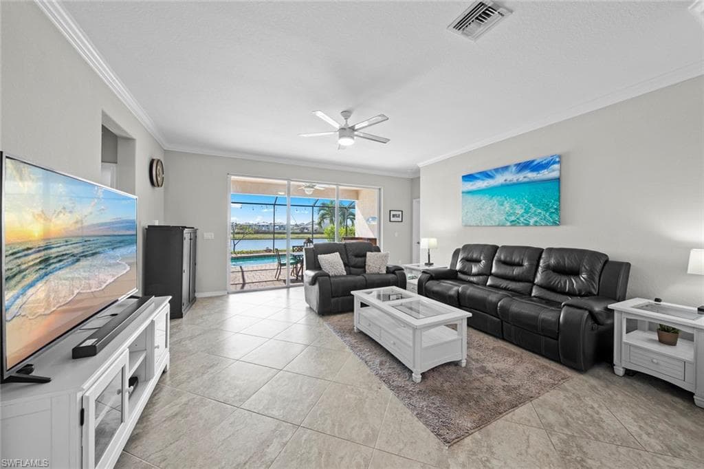 2151 Vermont Ln, Naples, FL 34120-4