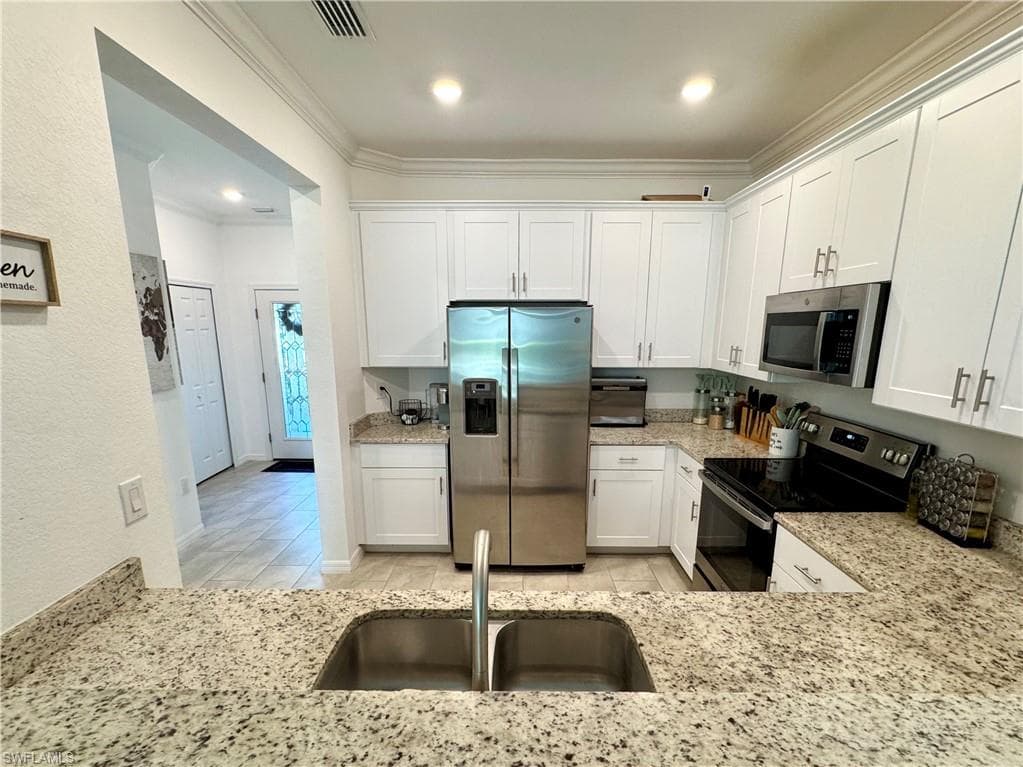 12054 Via Lighthouse Ln, Fort Myers, FL 33913-4