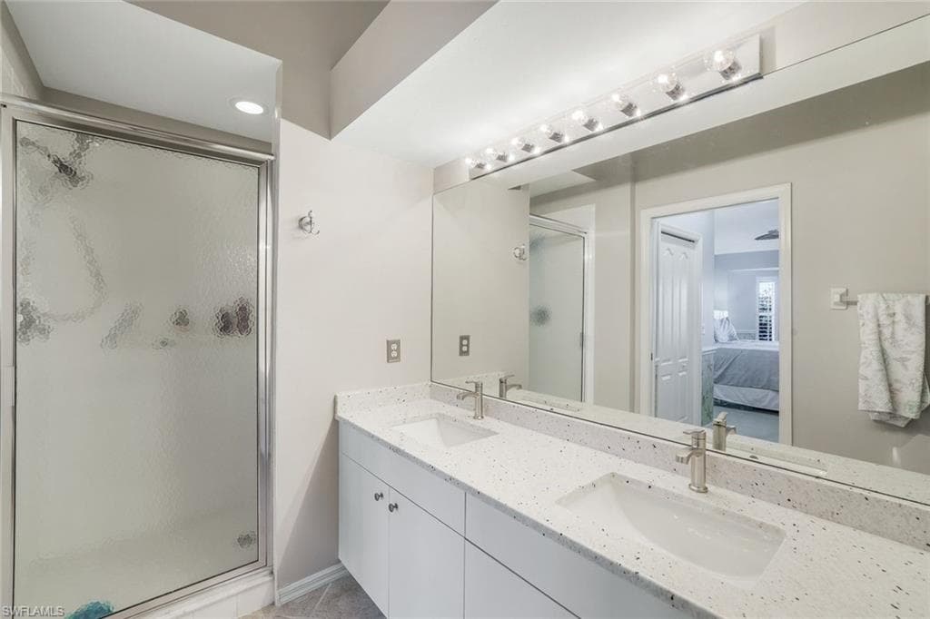 2780 Cypress Trace Cir 2325, Naples, FL 34119-16