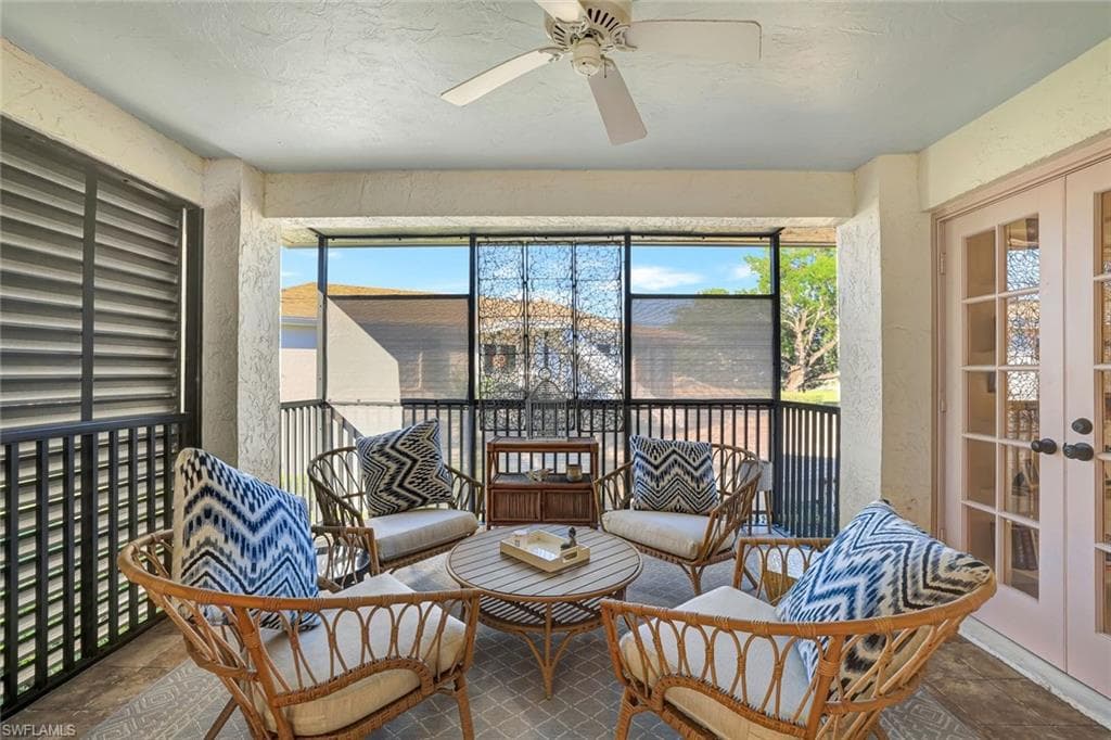 3107 Riviera Dr A-202, Naples, FL 34103-19