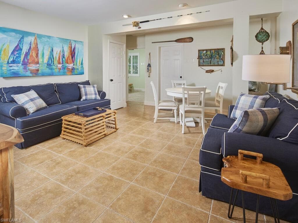 3816 Survey Cir, Bonita Springs, FL 34134-18