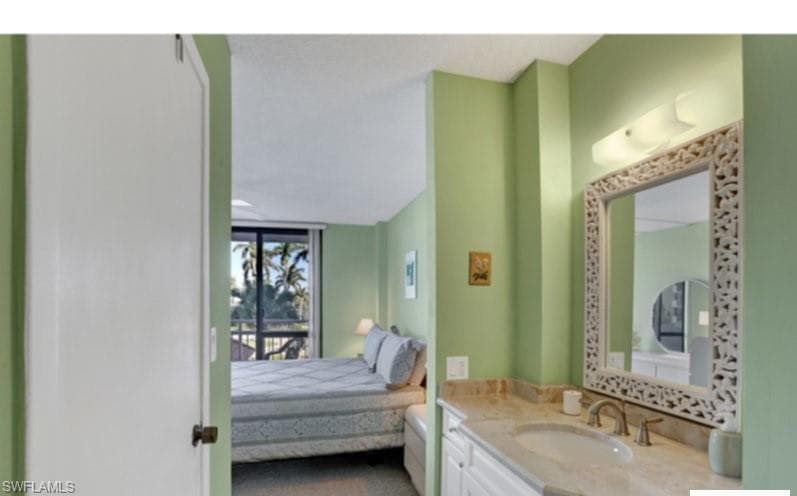 180 Seaview Ct 202, Marco Island, FL 34145-9
