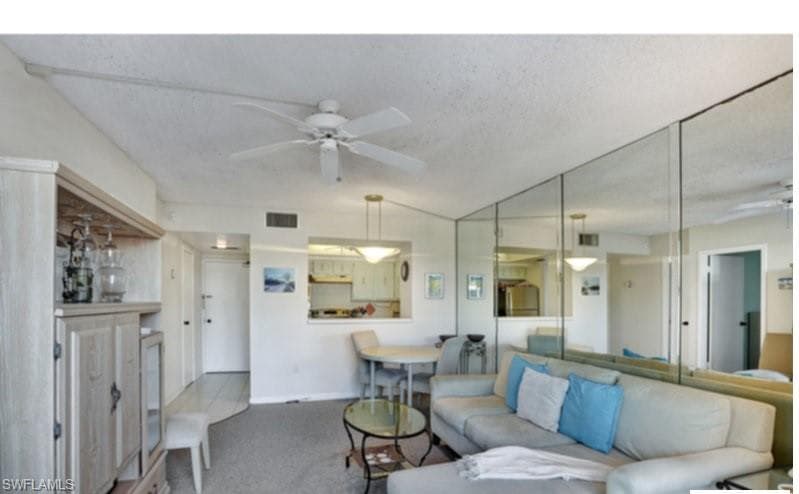 180 Seaview Ct 202, Marco Island, FL 34145-4