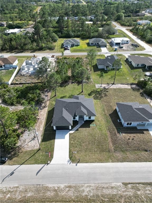 2815 32nd St W, Lehigh Acres, FL 33971-8