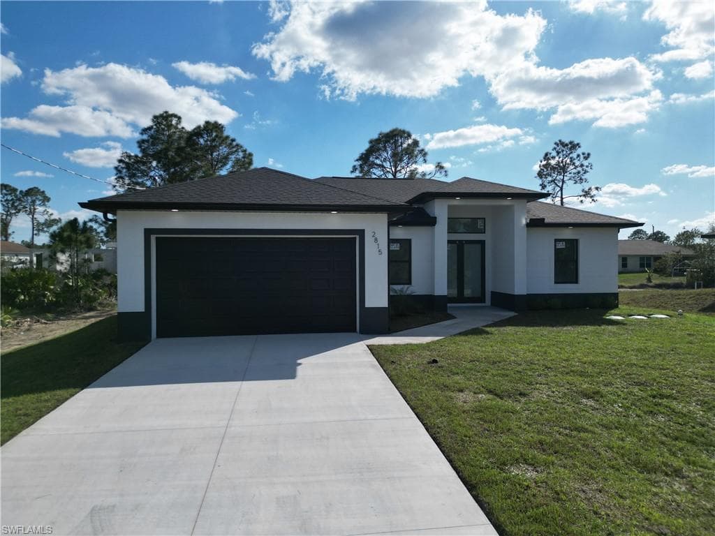 2815 32nd St W, Lehigh Acres, FL 33971-4