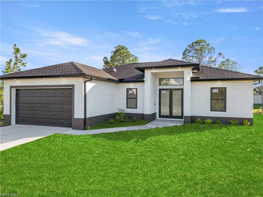 2815 32nd St W, Lehigh Acres, FL 33971-5