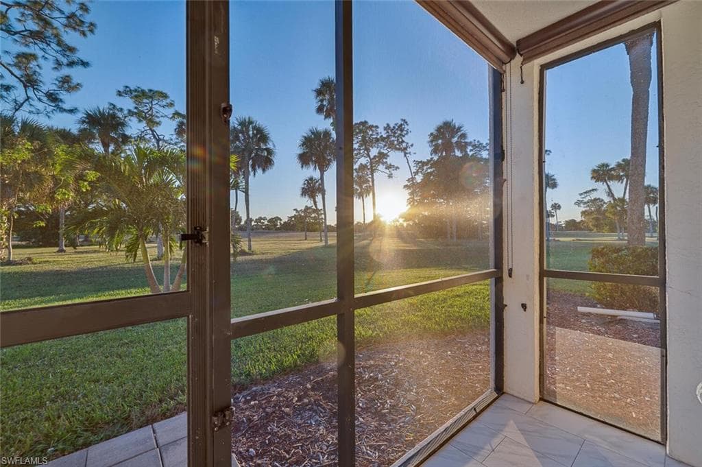 4366 27th Ct SW 1-106, Naples, FL 34116-12