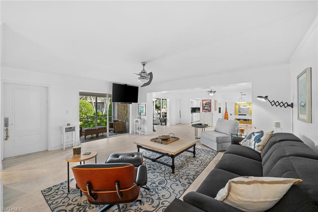 604 7th Ave S A-604, Naples, FL 34102-14