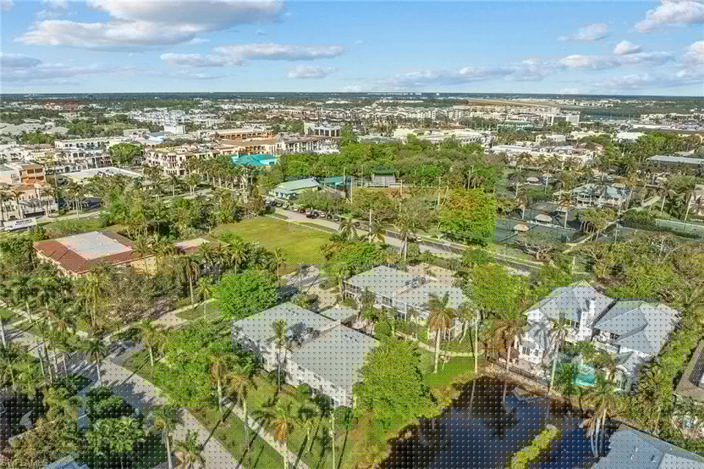604 7th Ave S A-604, Naples, FL 34102-48