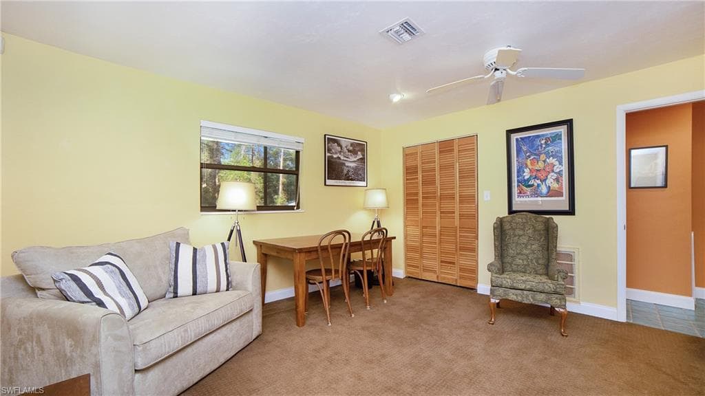 982 Honeybee Dr, Naples, FL 34120-28