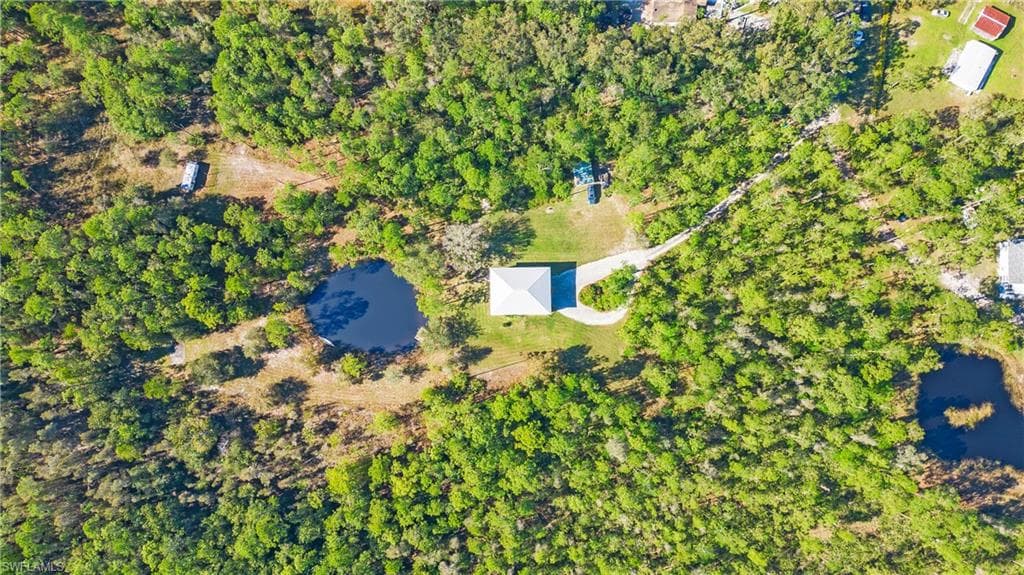 982 Honeybee Dr, Naples, FL 34120-3