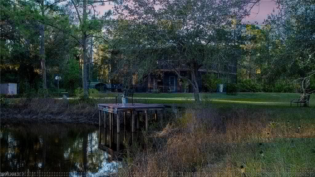 982 Honeybee Dr, Naples, FL 34120-47
