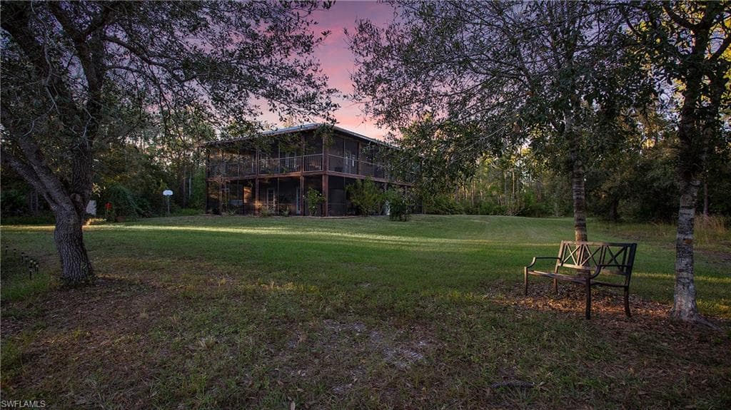 982 Honeybee Dr, Naples, FL 34120-48