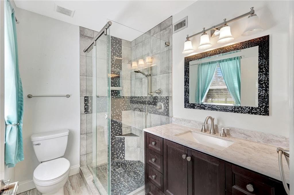 1965 Courtyard Way E-106, Naples, FL 34112-16