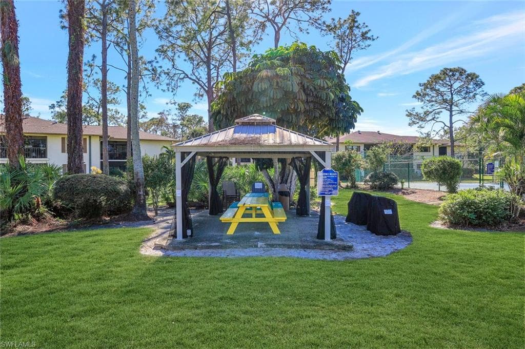 1965 Courtyard Way E-106, Naples, FL 34112-29