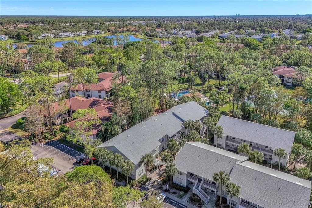 1965 Courtyard Way E-106, Naples, FL 34112-30