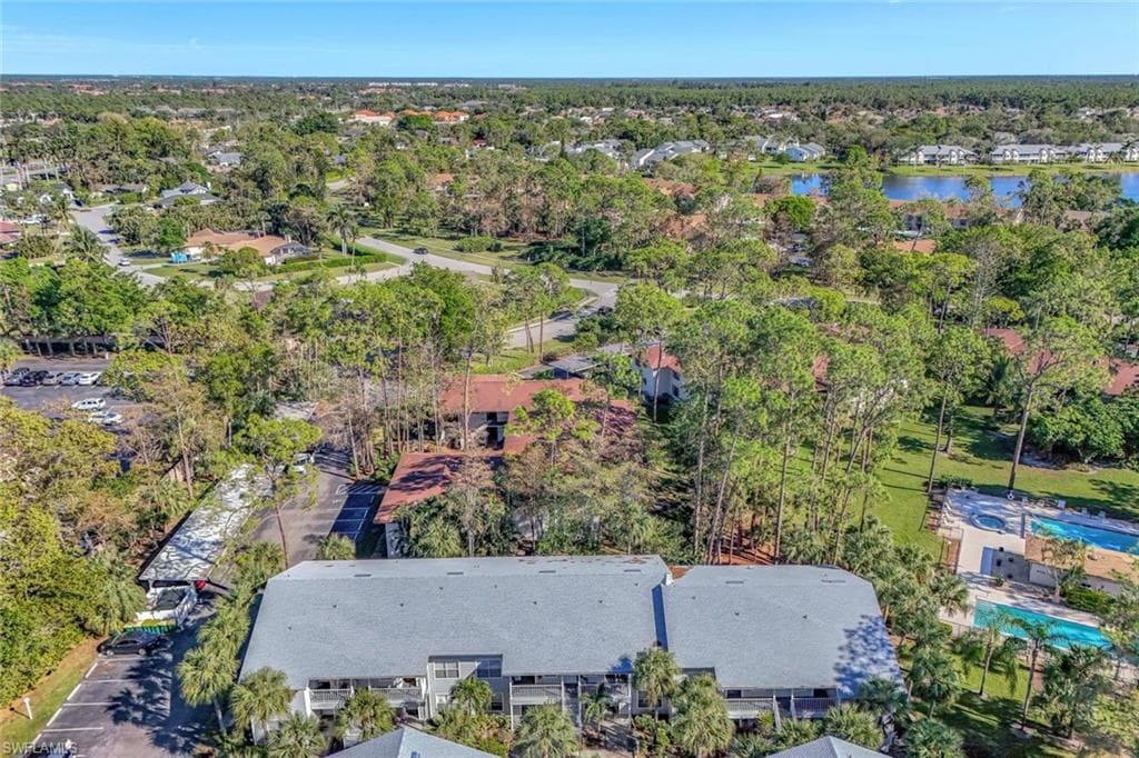 1965 Courtyard Way E-106, Naples, FL 34112-35